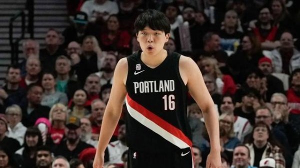 翼牛网 NBA常规赛开局表现未达预期，杨瀚森该何去何从？